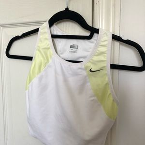 Nike crop workout top